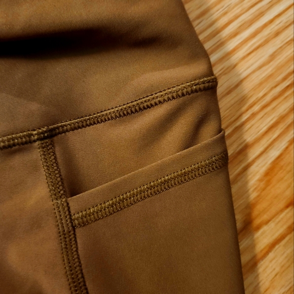 Two Pairs Old Navy Leggings - Picture 4 of 4